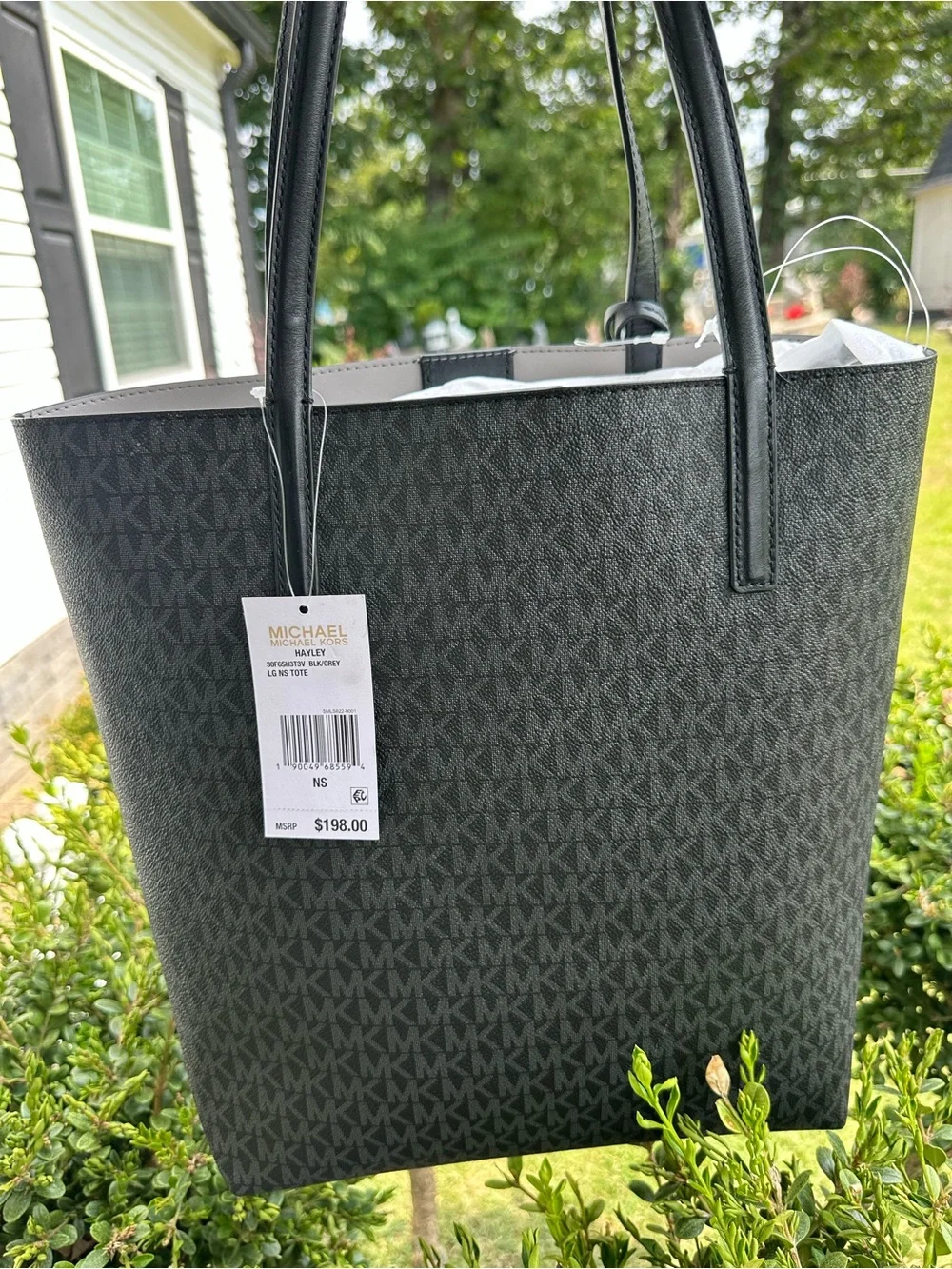 NWT Michael Kors “Haley” LG Signature Tote Logo Shoulder Bag